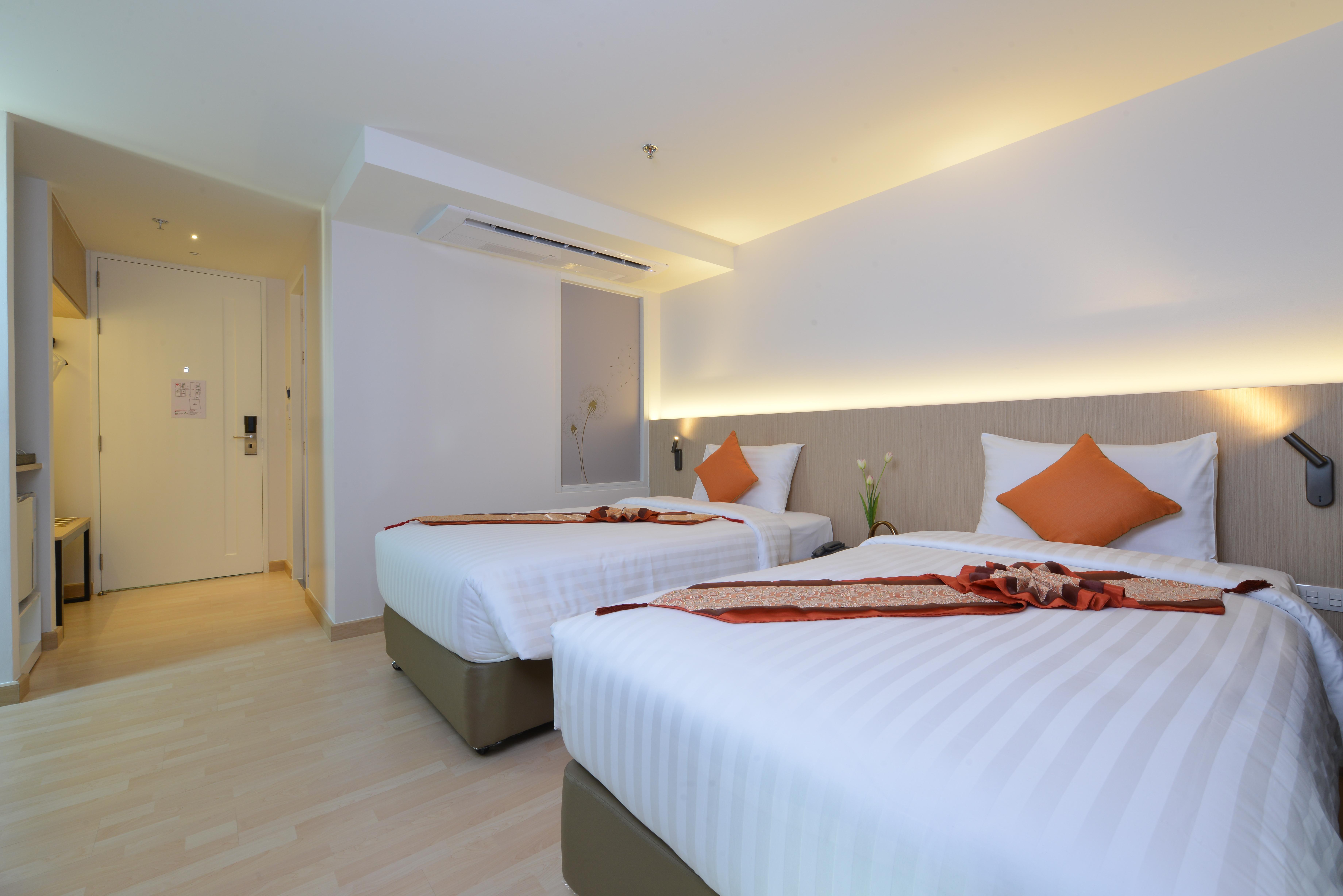 Le D'Tel Bangkok Otel Dış mekan fotoğraf Deluxe Room