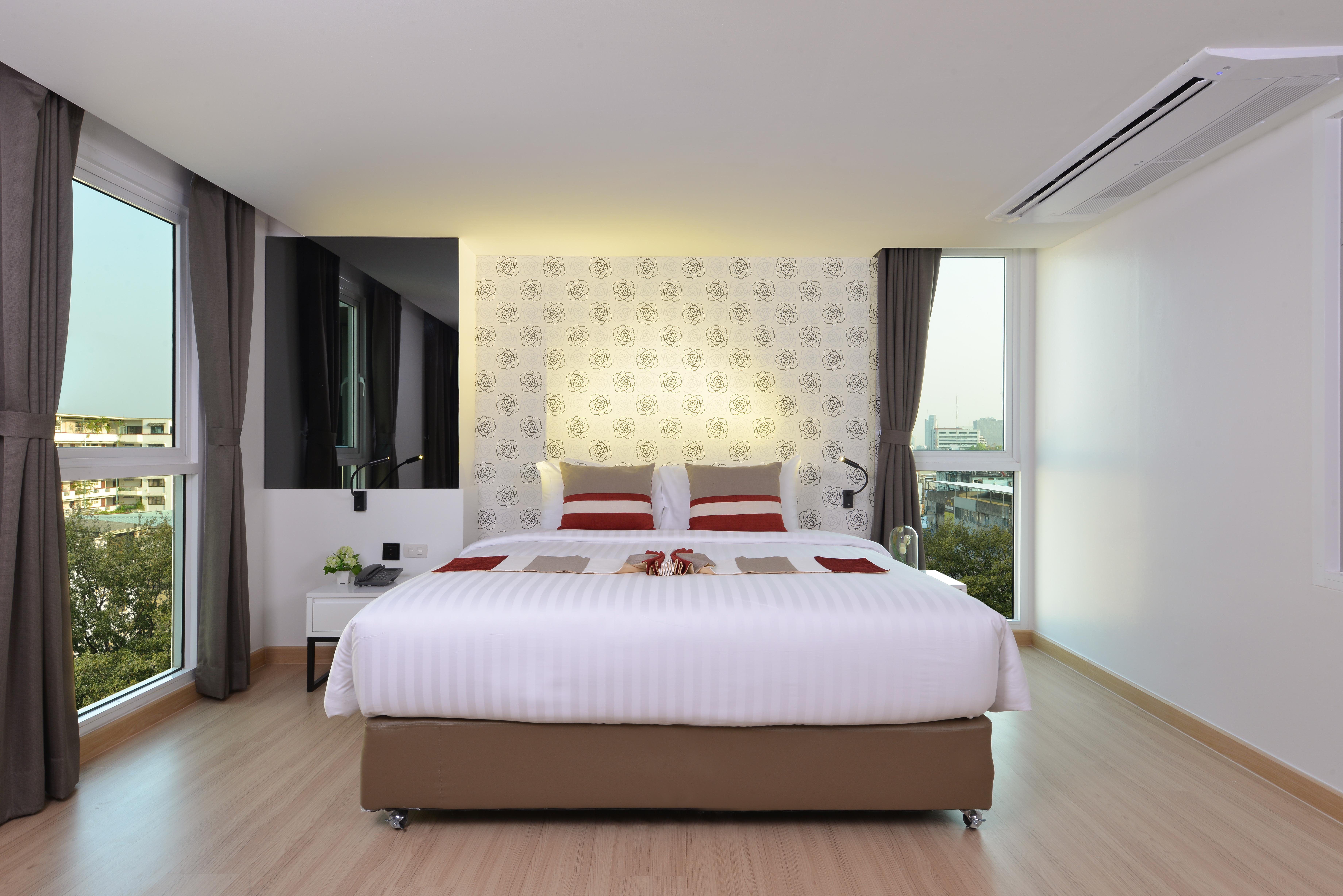 Le D'Tel Bangkok Otel Dış mekan fotoğraf A bedroom